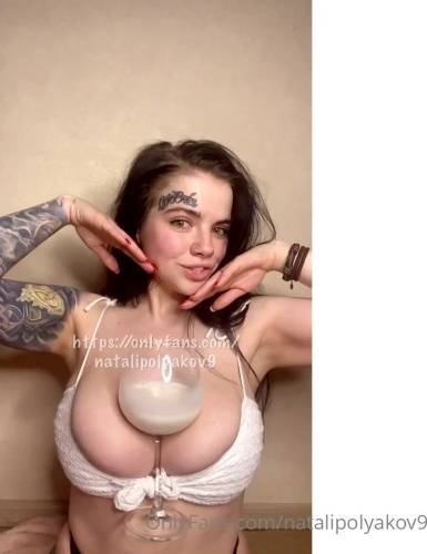 Natalia Polyakova @natalipolyakov9 - drink milk - thothub.to on delporno.com