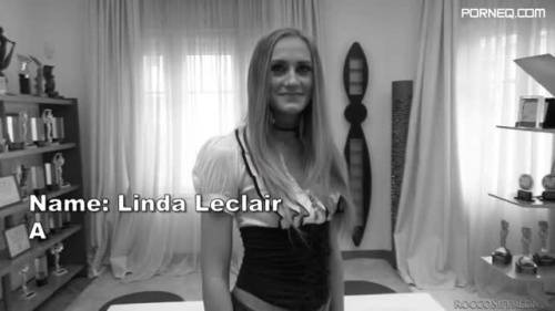 Teen football player Linda Leclair gets her ass dug by Rocco - new.porneq.com on delporno.com