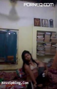 Indian 18 Horny Desi Indian Student Cute Sunny Nude Fingering Selfie MMS Leaked Scandal - new.porneq.com - India on delporno.com