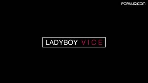[LadyboyVice] Donut Piss Lips (08 05 2019) rq - new.porneq.com on delporno.com